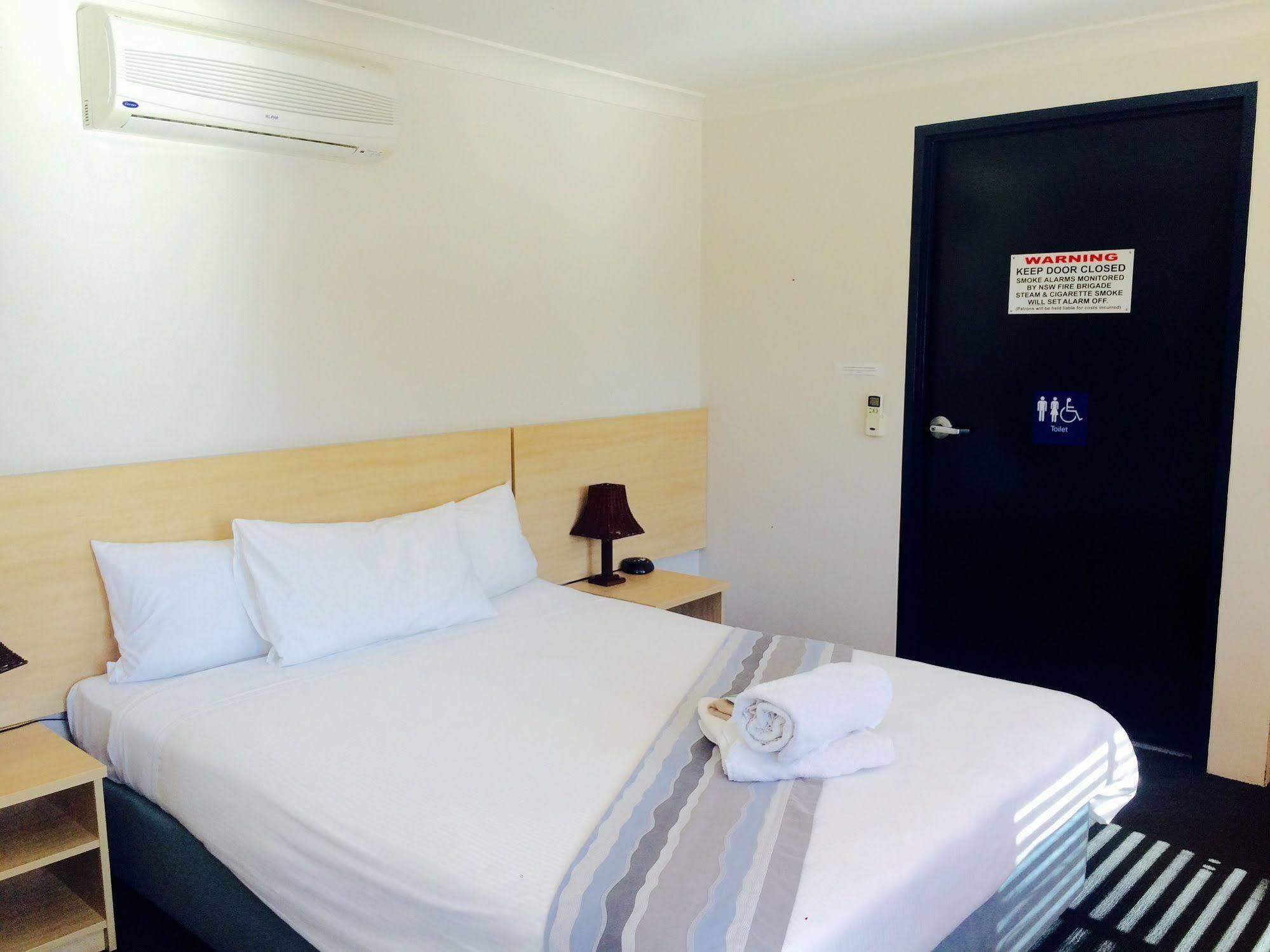 Red Cedar Motel Muswellbrook Ngoại thất bức ảnh