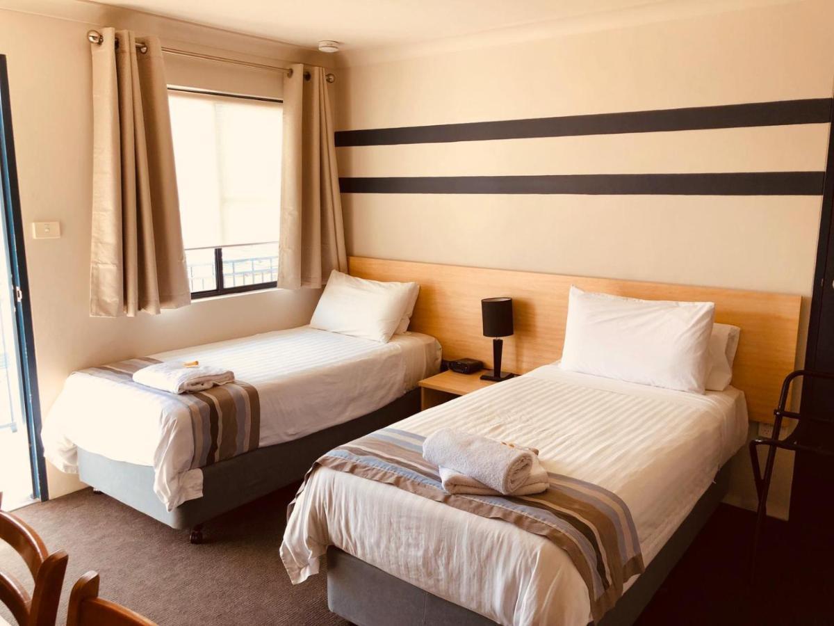 Red Cedar Motel Muswellbrook Ngoại thất bức ảnh